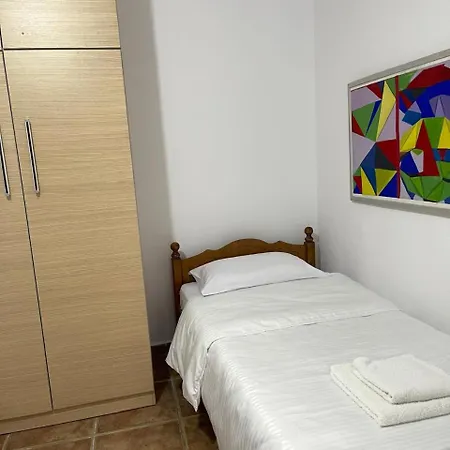 Homestay Sosana Qeparo