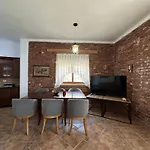 Sosana * Qeparo
